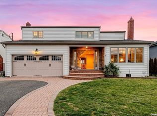 97 Norman Ave, Amityville, NY 11701
