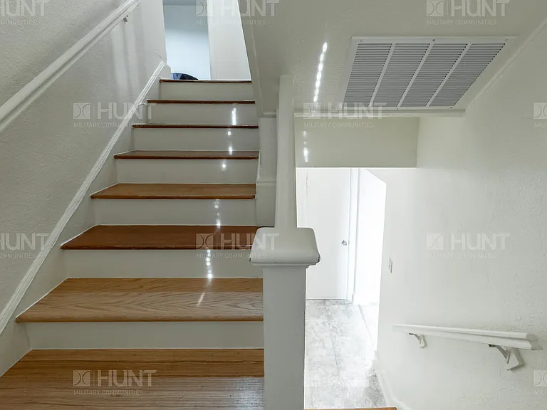 3B E St W #689B — Photo 33