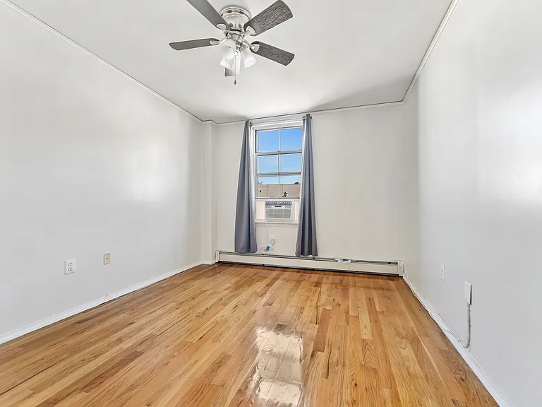363 Cumberland St #3 — Photo 6
