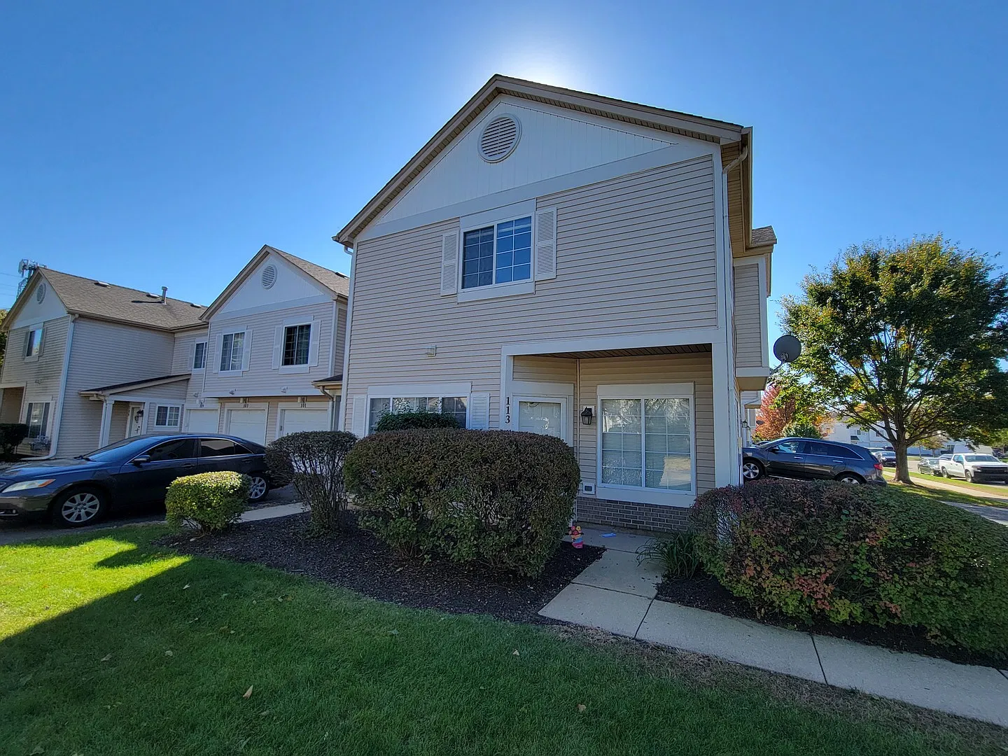 2 bed, 2.5 bath, 1145 sqft, $2,200 — Photo 4