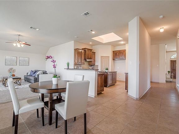 5th image of 3004 Belmont Ct