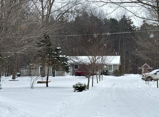 12896 152nd Ave, Grand Haven, MI 49417