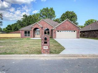 1302 Mule Deer Dr, Jacksonville, AR 72076