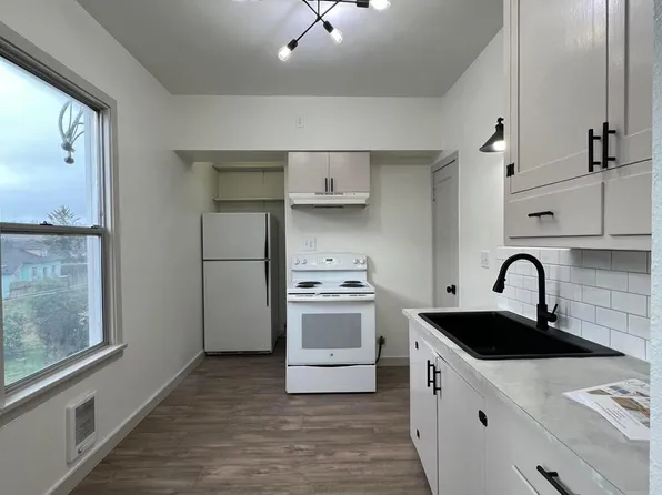 1012 W Marion St APT 3, Aberdeen, WA 98520