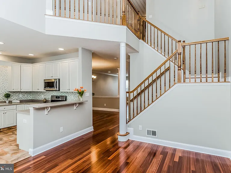 17 Lancaster Ct — Photo 20