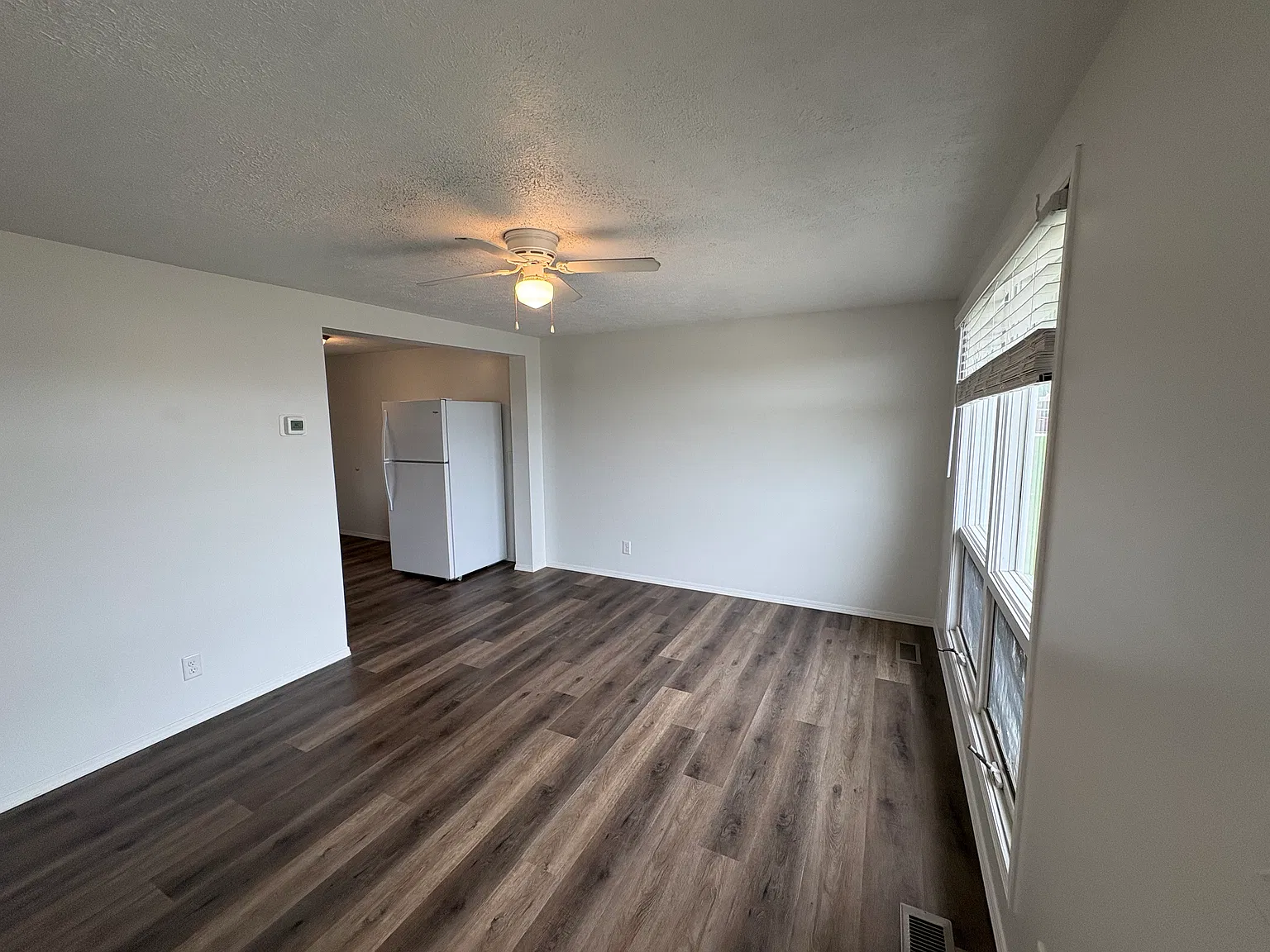 2 bed, 750 sqft, $1,200 — Photo 3