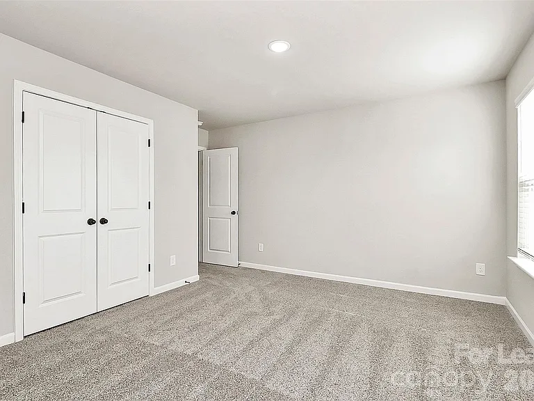 8208 Stonemere Ln — Photo 27
