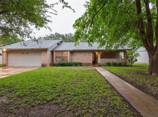 902 Tiffany Ln, Georgetown, TX 78628
