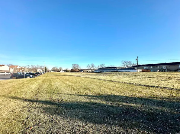 Kem Rd, Marion, IN 46952