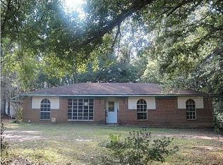 4610 Hoffman Rd, Mobile, AL 36619