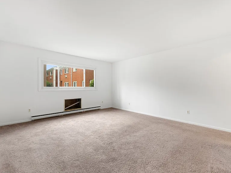 2121 Engle Rd — Photo 13
