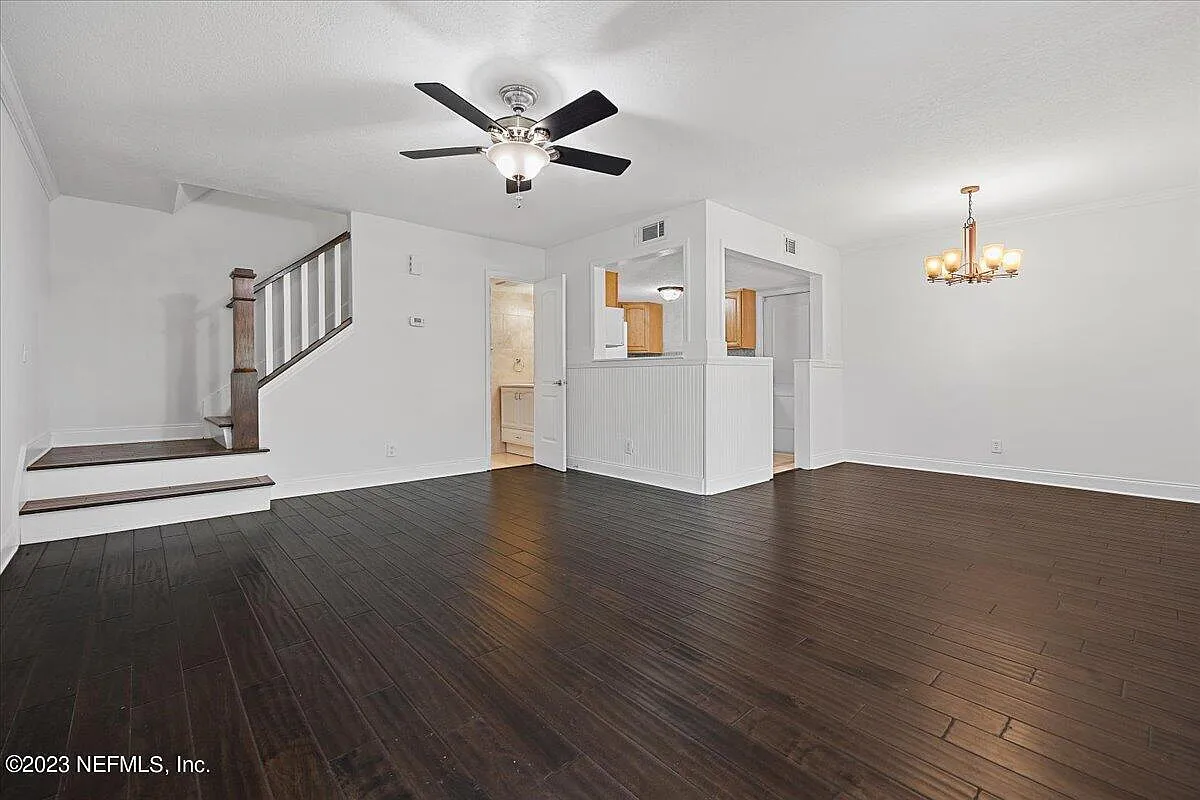 2 bed, 1.5 bath, $2,000 — Photo 4