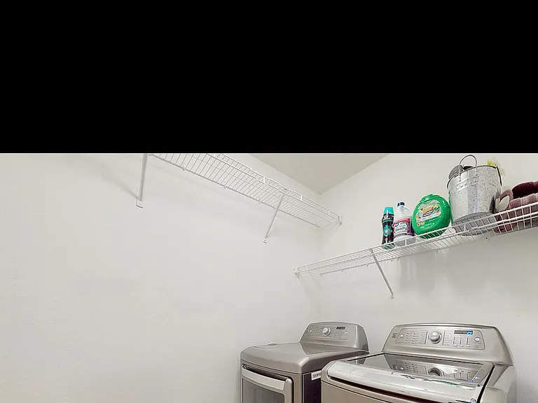 3277 Sherwood Pl — Photo 5