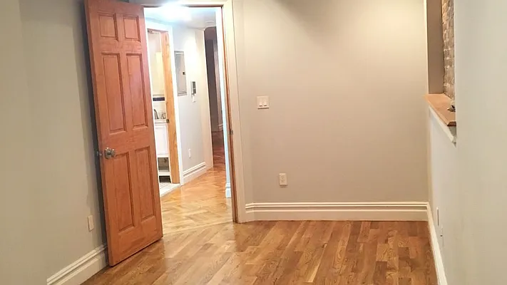 Rented by Nooklyn NYC LLC | media 10