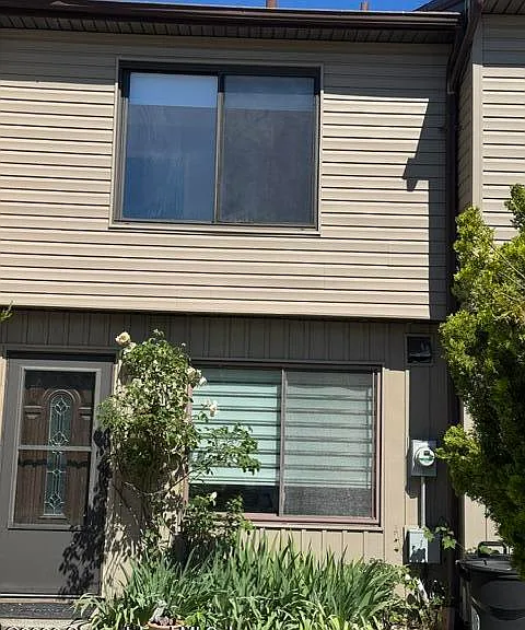 891 Patterson Ave — Photo 2