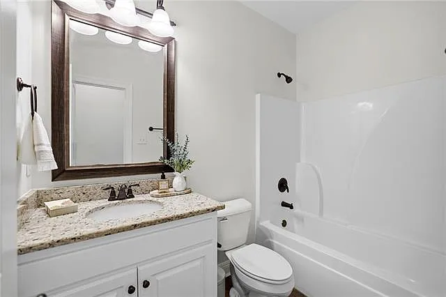 8929 Greenleaves Dr — Photo 19