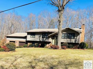 244 Huntington Rd, Ridgeway, VA 24148