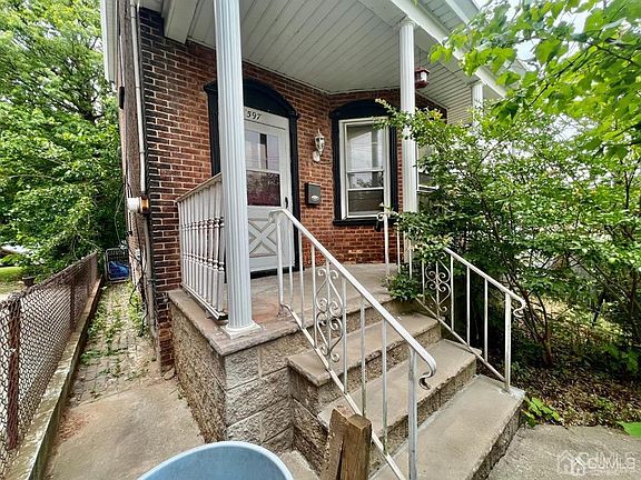 2nd image of 597 Amboy Ave