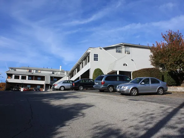 444 Woodward Rd APT 40, North Providence, RI 02904