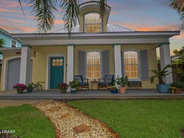 915 Maple St, New Smyrna Beach, FL 32169