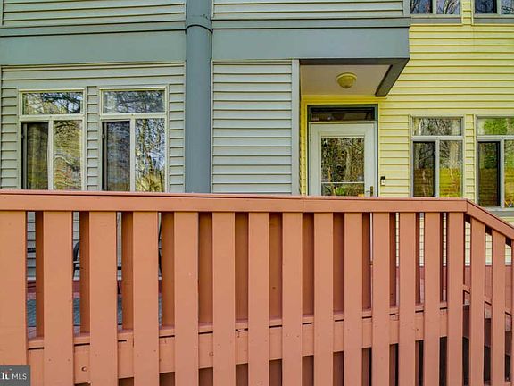4th image of 6331A Stevenson Ave Unit 6331-A