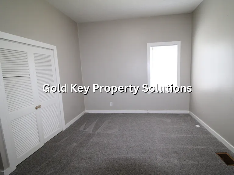 1712 S Mulberry St — Photo 13