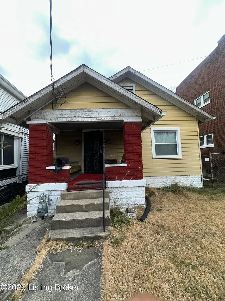 407 S 41st St photo 1