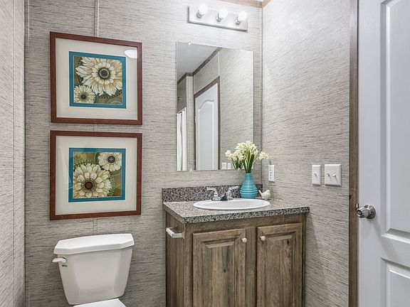5th image of 4308 Hickory Trl W
