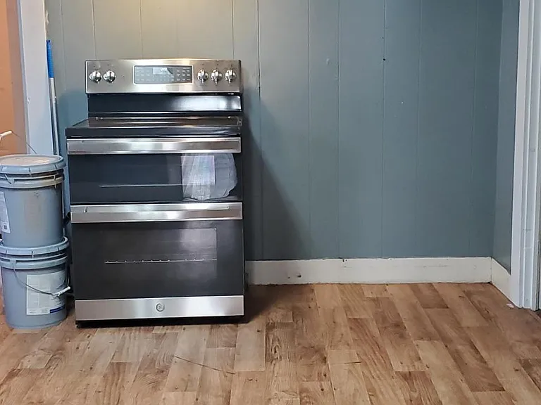 408 W Cass St — Photo 10