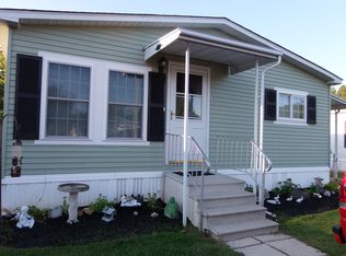 15 Downing St, Easton, MD