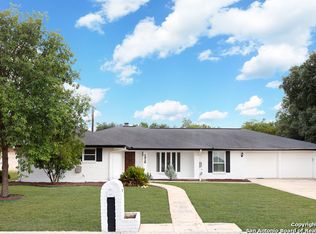 5926 Northgap St, Windcrest, TX 78239