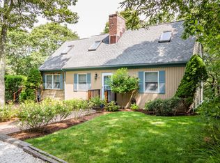 17 Flamingo Dr, Edgartown, MA 02539