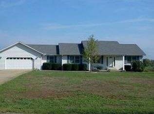 5531 Sandpit Rd, Bedford, IN 47421