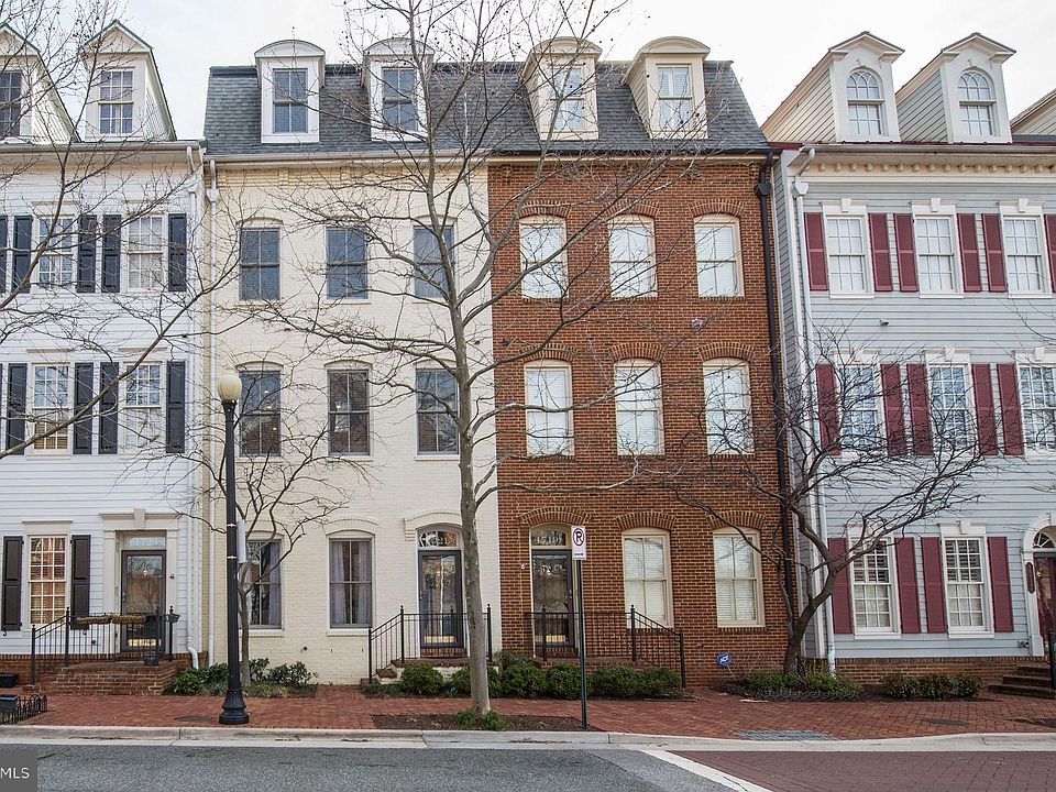 1st image of 1721 Potomac Greens Dr