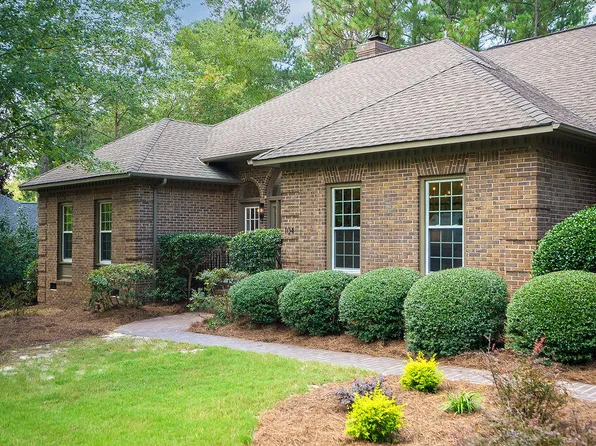 104 Red Oak Ln, Aiken, SC 29803