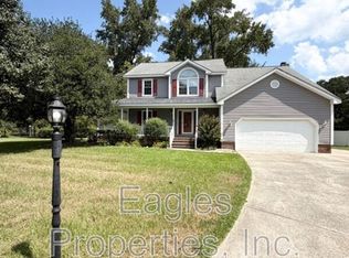 100 Lakeshore Ct, Goldsboro, NC 27534