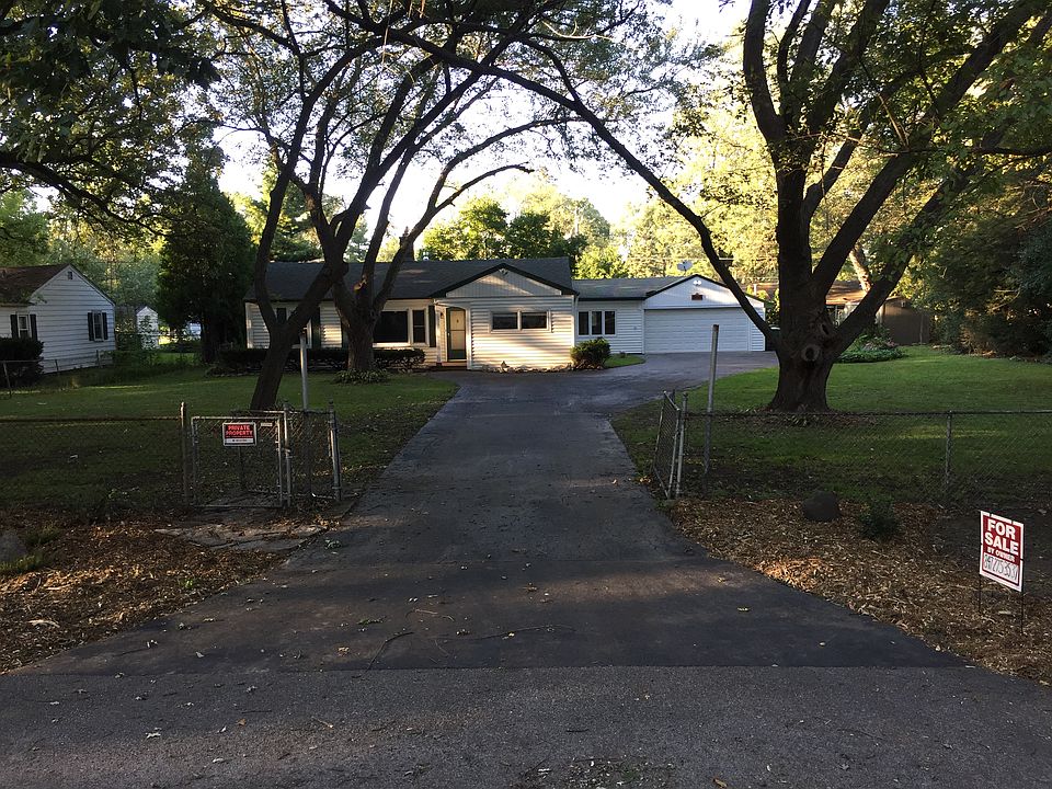 1st image of 21442 W Honey Ln