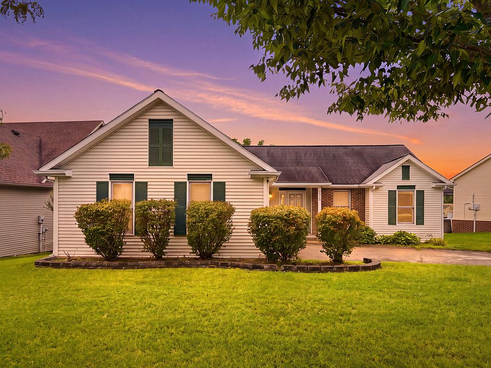 1st image of 300 Lakeshore Cir