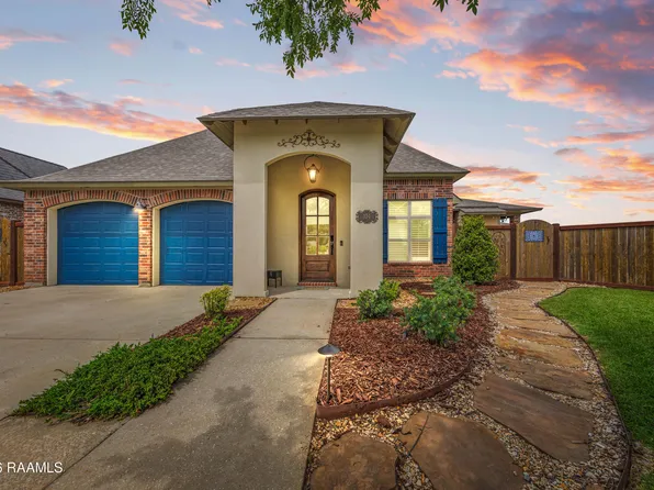 104 Bayou Parc Dr, Youngsville, LA 70592