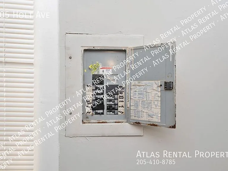 105 Holt Ave — Photo 39