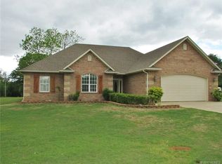 23983 S Mitchell Ln, Fort Gibson, OK 74434