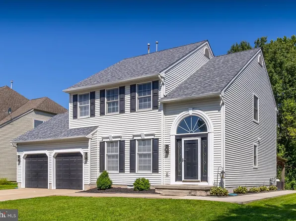 104 Stone Henge Dr, Logan Township, NJ 08085