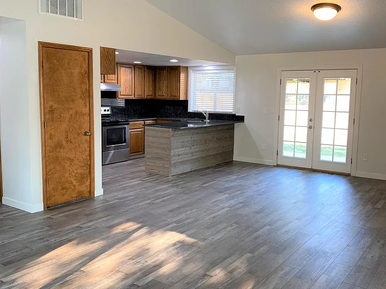 512 S Kearney Pl — Photo 23