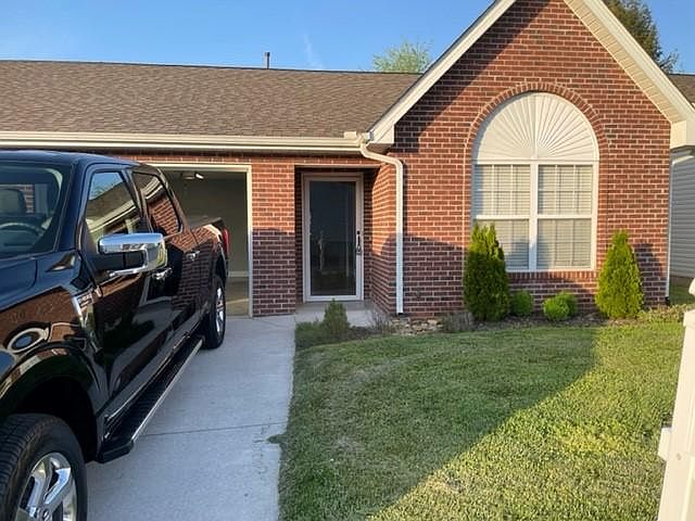 1st image of 4922 Grigsby Gate Way