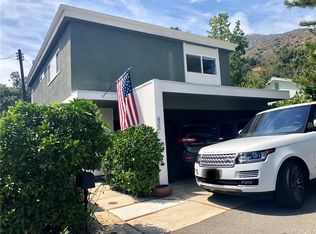 425 Pleasant Hill Ln, Sierra Madre, CA 91024