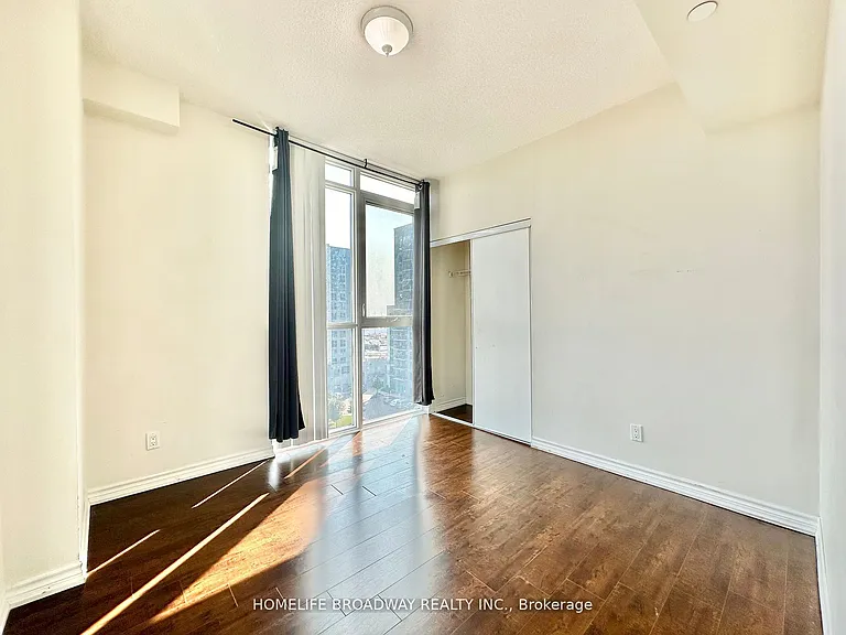 1328 Birchmount Rd #912 — Photo 8
