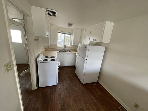 2nd image of 441 E Downington Ave #C