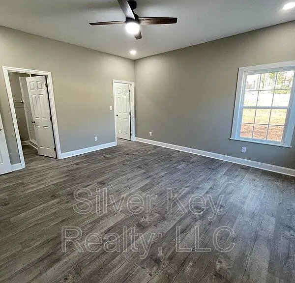 402 Ingleside Ave — Photo 17