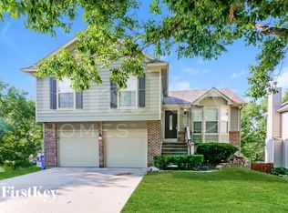 9503 W 48th St, Merriam, KS 66203