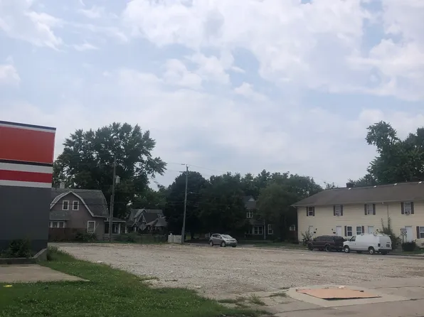 3839 E Washington St, Indianapolis, IN 46201